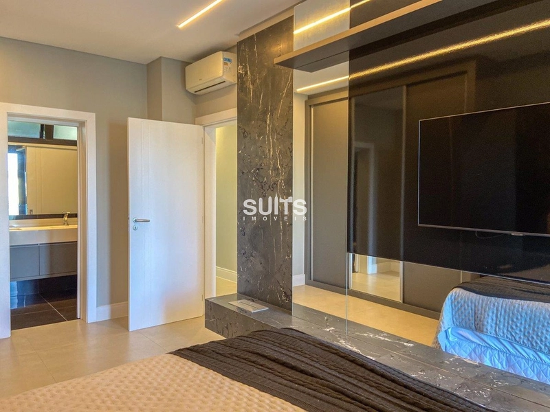 Incrível mansão às margens do lago no condomínio Sense: 31ª foto da galeria de imagens do imóvel