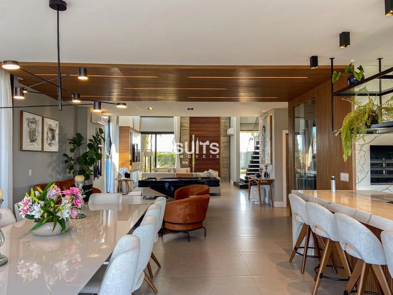 Incrível mansão às margens do lago no condomínio Sense: 12ª foto da galeria de imagens do imóvel