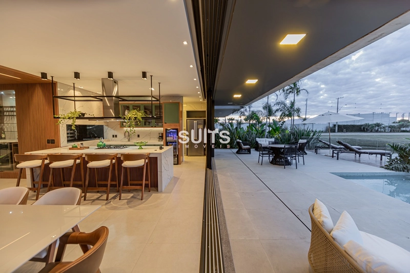 Incrível mansão às margens do lago no condomínio Sense: 36ª foto da galeria de imagens do imóvel