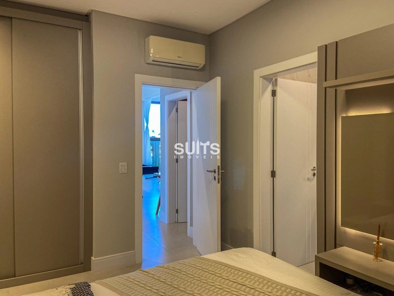 Incrível mansão às margens do lago no condomínio Sense: 22ª foto da galeria de imagens do imóvel