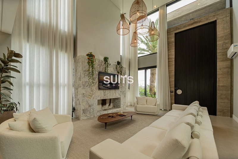 Incrível mansão às margens do lago no condomínio Sense: 10ª foto da galeria de imagens do imóvel