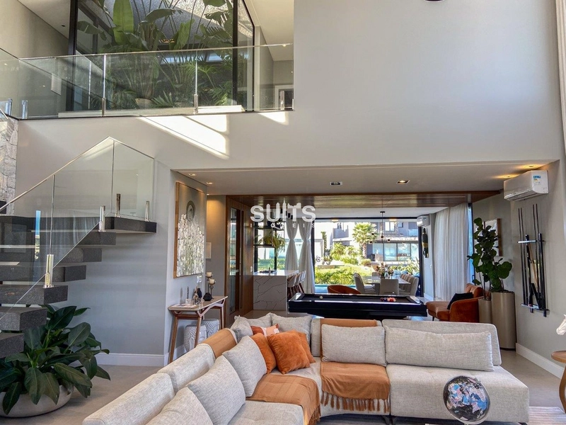 Incrível mansão às margens do lago no condomínio Sense: 7ª foto da galeria de imagens do imóvel