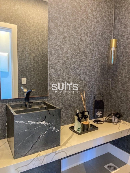 Incrível mansão às margens do lago no condomínio Sense: 20ª foto da galeria de imagens do imóvel