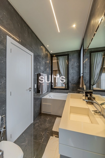 Incrível mansão às margens do lago no condomínio Sense: 24ª foto da galeria de imagens do imóvel