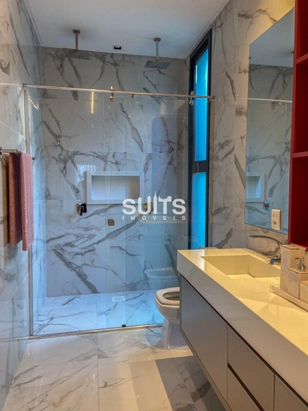 Incrível mansão às margens do lago no condomínio Sense: 36ª foto da galeria de imagens do imóvel