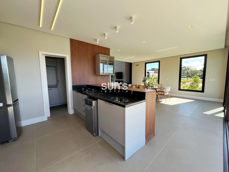 Belíssimo sobrado beira lago no condomínio Sunset: 13ª foto da galeria de imagens do imóvel