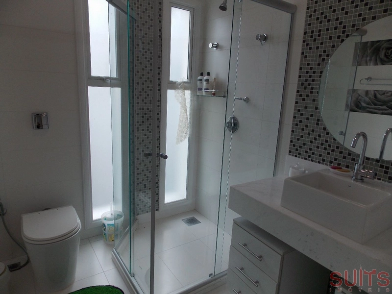 Incrível mansão no condomínio Bosques de Atlântida: 25ª foto da galeria de imagens do imóvel