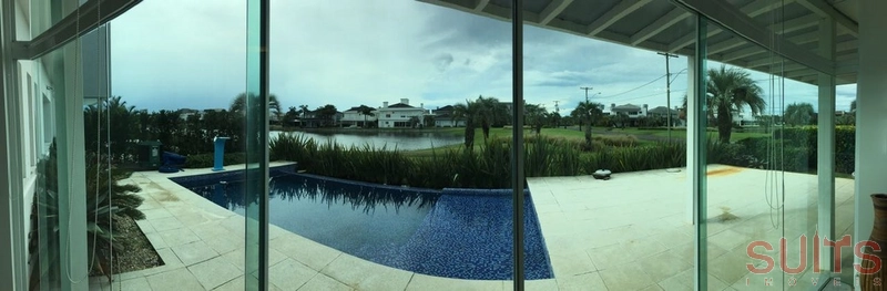 Incrível mansão no condomínio Bosques de Atlântida: 83ª foto da galeria de imagens do imóvel