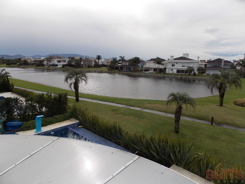 Incrível mansão no condomínio Bosques de Atlântida: 44ª foto da galeria de imagens do imóvel