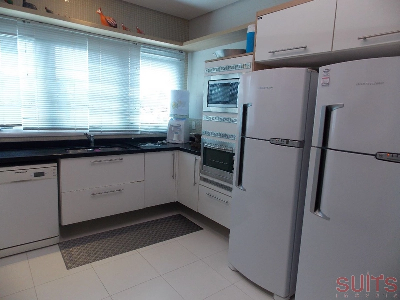 Incrível mansão no condomínio Bosques de Atlântida: 59ª foto da galeria de imagens do imóvel