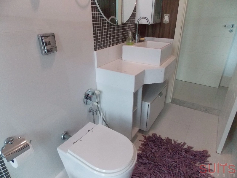 Incrível mansão no condomínio Bosques de Atlântida: 51ª foto da galeria de imagens do imóvel