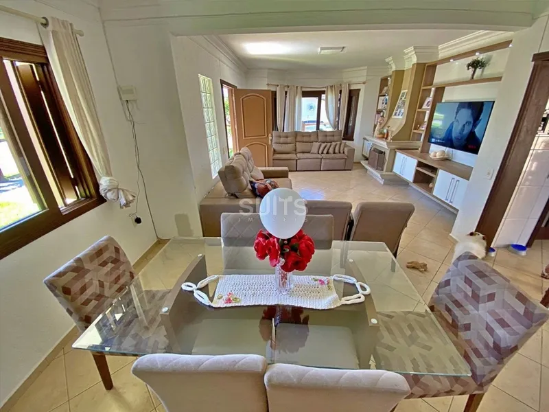 Sobrado com uma excelente localização no Centro de Xangri-lá: 8ª foto da galeria de imagens do imóvel