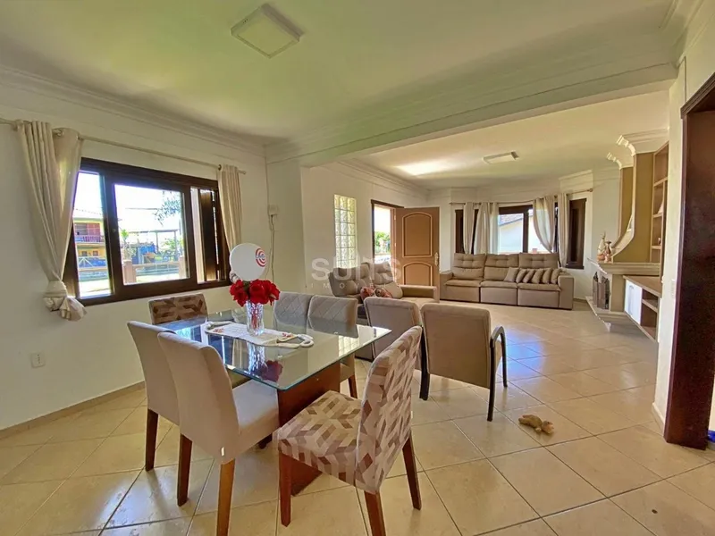 Sobrado com uma excelente localização no Centro de Xangri-lá: 13ª foto da galeria de imagens do imóvel