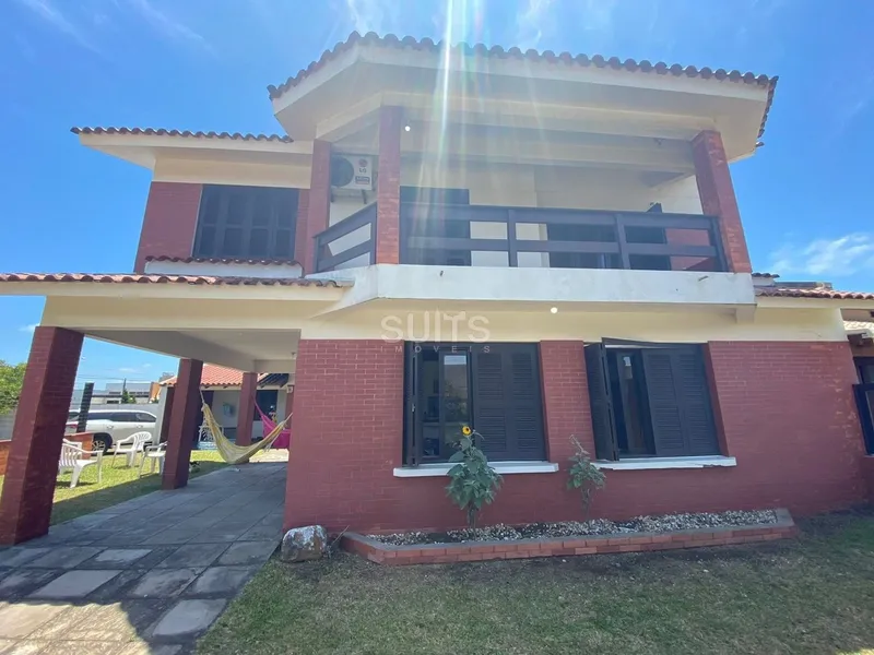 Excelente sobrado proximo ao mar na praia da Maristela em Xangri-Lá: 1ª foto da galeria de imagens do imóvel