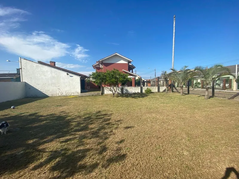 Excelente sobrado proximo ao mar na praia da Maristela em Xangri-Lá: 12ª foto da galeria de imagens do imóvel