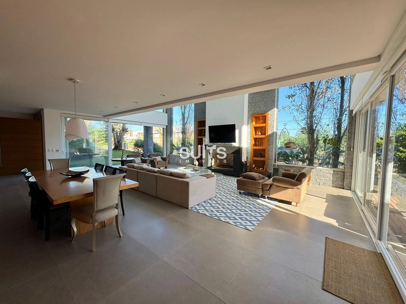 Sobrado de esquina à venda, em condomínio beira mar!: 8ª foto da galeria de imagens do imóvel