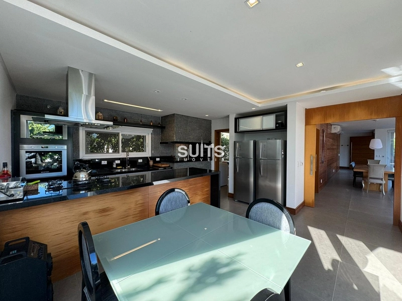 Sobrado de esquina à venda, em condomínio beira mar!: 14ª foto da galeria de imagens do imóvel