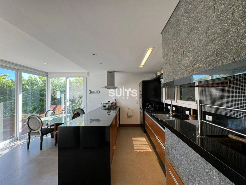 Sobrado de esquina à venda, em condomínio beira mar!: 15ª foto da galeria de imagens do imóvel