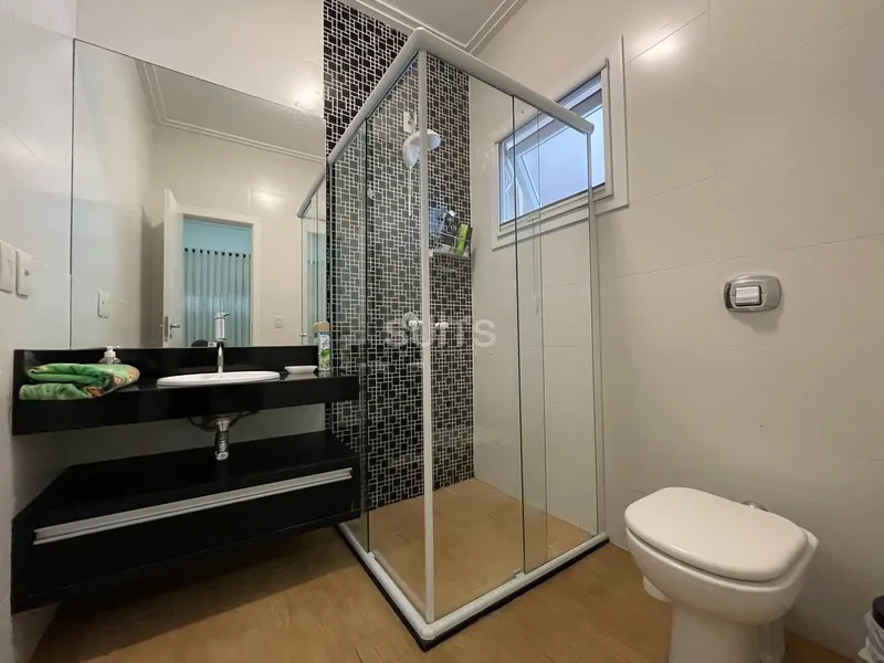 Casa em Atlântida à uma quadra da praia.: 27ª foto da galeria de imagens do imóvel