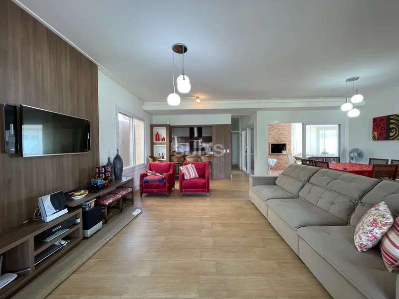 Casa em Atlântida à uma quadra da praia.: 9ª foto da galeria de imagens do imóvel