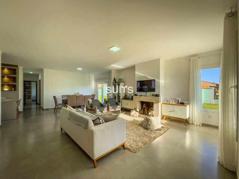 Excelente casa de esquina com área verde na praia de Noiva do Mar: 4ª foto da galeria de imagens do imóvel