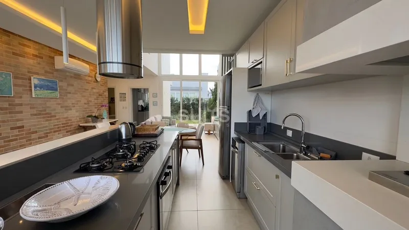 Excelente sobrado à venda no condomínio Blue: 10ª foto da galeria de imagens do imóvel