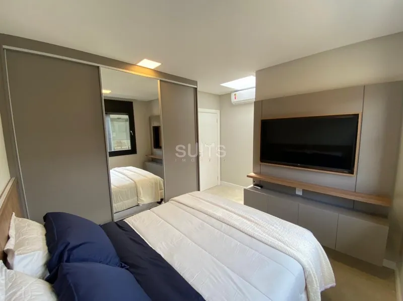 Sobrado de alto padrão beira lago no condomínio Enseada: 35ª foto da galeria de imagens do imóvel