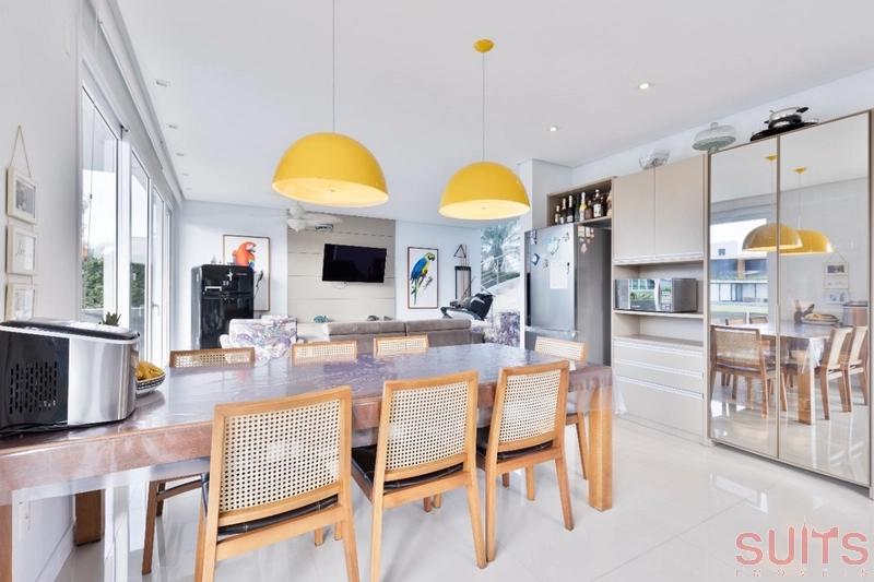 Lindo sobrado à venda no condomínio Enseada: 9ª foto da galeria de imagens do imóvel