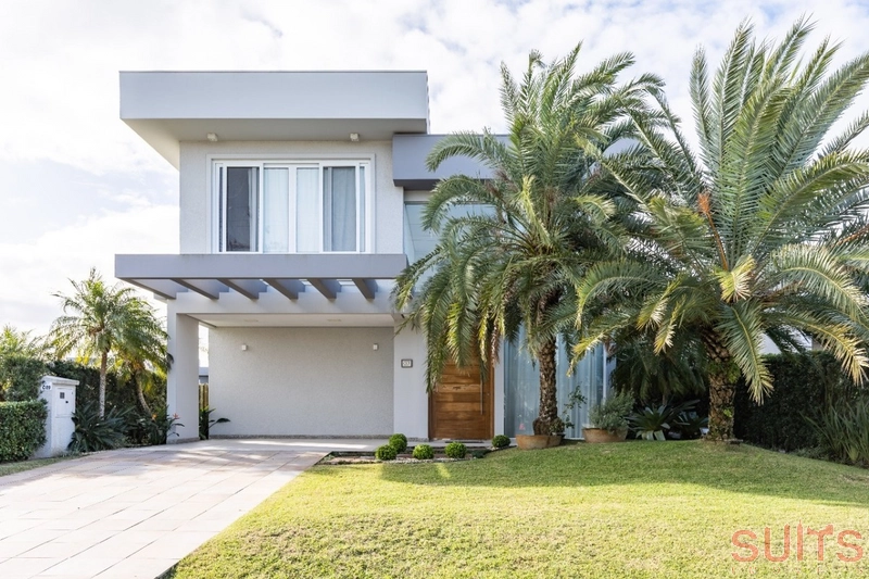 Lindo sobrado à venda no condomínio Enseada: 1ª foto da galeria de imagens do imóvel