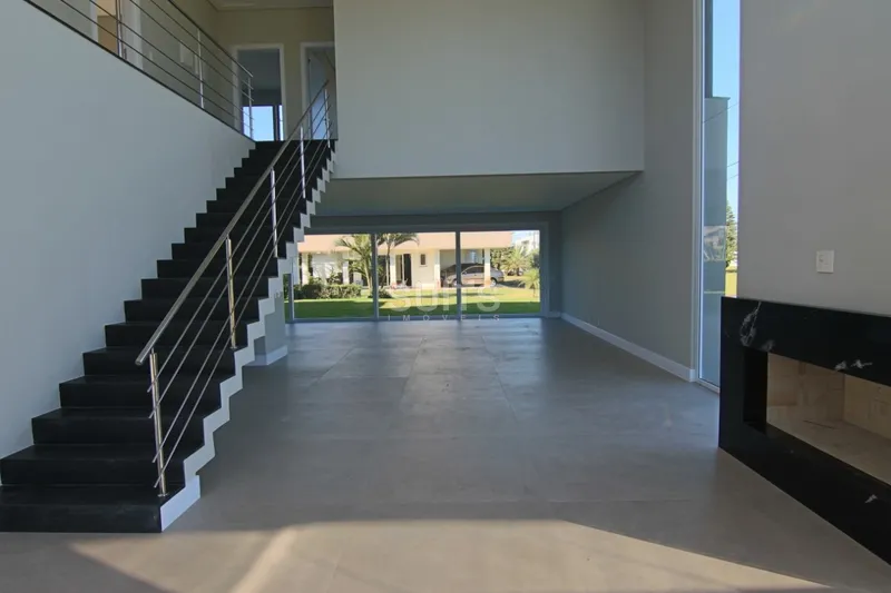 Excelente Sobrado no Condomínio La Plage: 2ª foto da galeria de imagens do imóvel