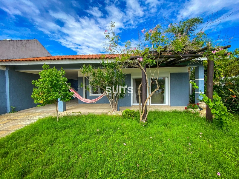 Excelente casa à venda próxima do mar no Centro de Xangri-Lá: 3ª foto da galeria de imagens do imóvel