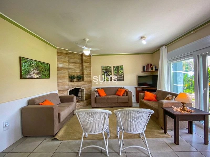 Excelente casa à venda próxima do mar no Centro de Xangri-Lá: 7ª foto da galeria de imagens do imóvel