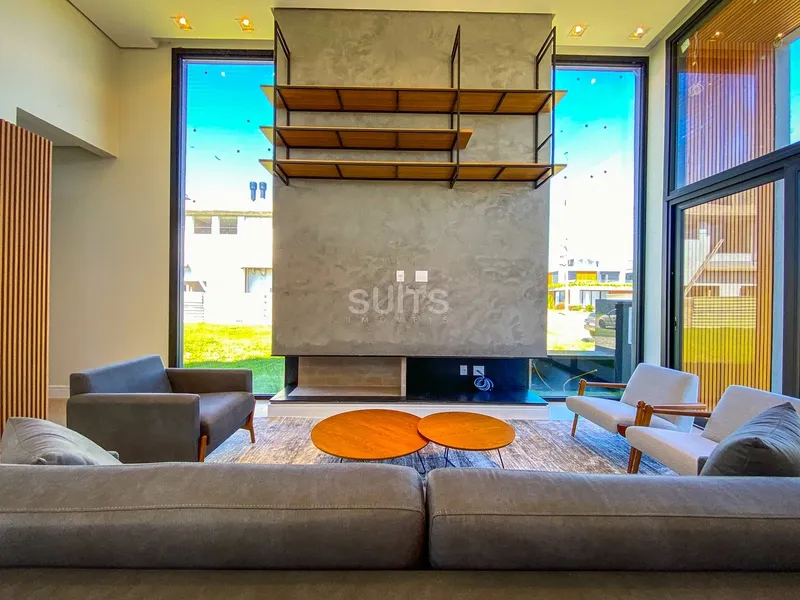 Casa finamente mobiliada e decorada à venda no condomínio Sense: 7ª foto da galeria de imagens do imóvel