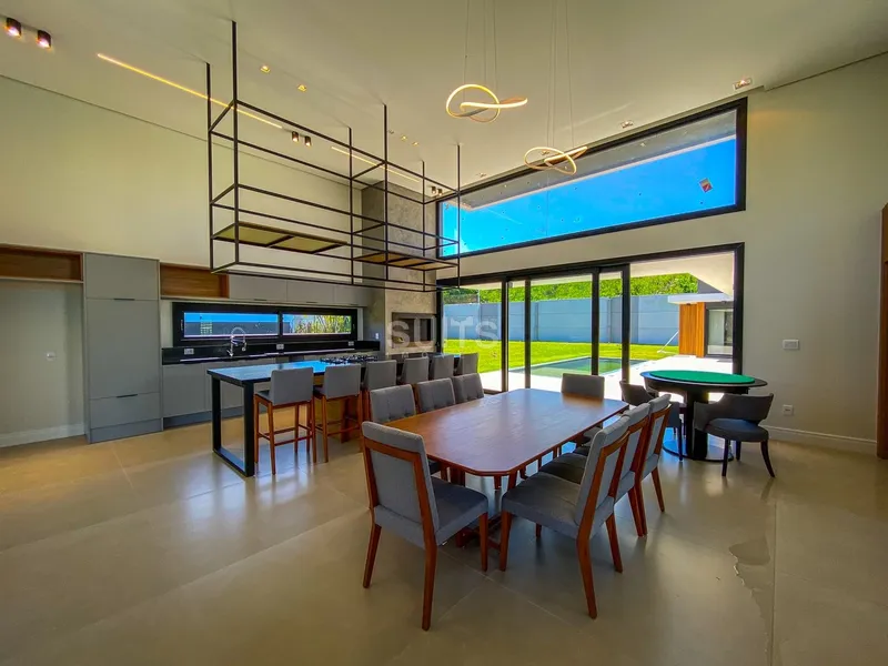 Casa finamente mobiliada e decorada à venda no condomínio Sense: 9ª foto da galeria de imagens do imóvel