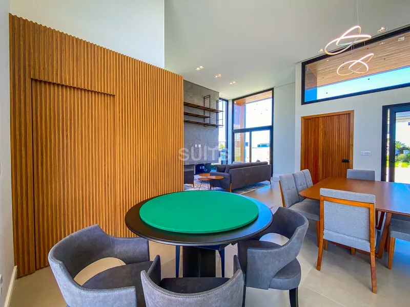 Casa finamente mobiliada e decorada à venda no condomínio Sense: 15ª foto da galeria de imagens do imóvel