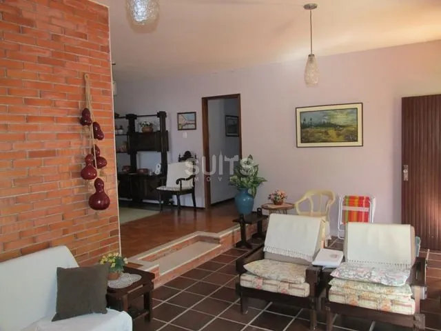 Casa com 02 terrenos  no Centro da praia de Xangri-Lá: 3ª foto da galeria de imagens do imóvel
