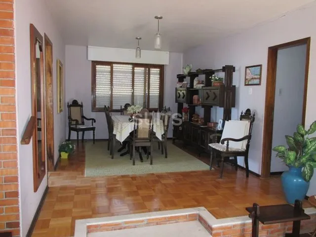 Casa com 02 terrenos  no Centro da praia de Xangri-Lá: 5ª foto da galeria de imagens do imóvel