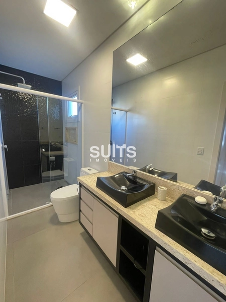 Excelente casa à venda no centro da praia de Xangri-Lá: 13ª foto da galeria de imagens do imóvel