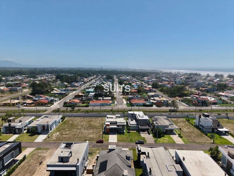 Excelente casa no condomínio Costa Serena: 2ª foto da galeria de imagens do imóvel