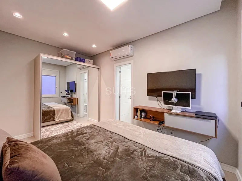 Incrível casa beira lago no condomínio Riviera: 47ª foto da galeria de imagens do imóvel