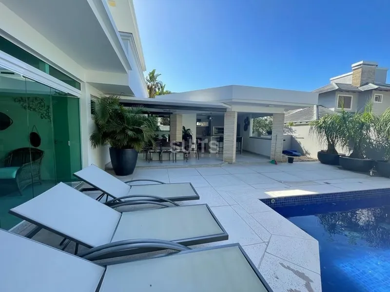 Linda casa à venda no condomínio Lagos Park em Atlântida: 12ª foto da galeria de imagens do imóvel