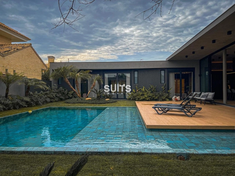 Belíssima casa à venda em Atlântida: 39ª foto da galeria de imagens do imóvel