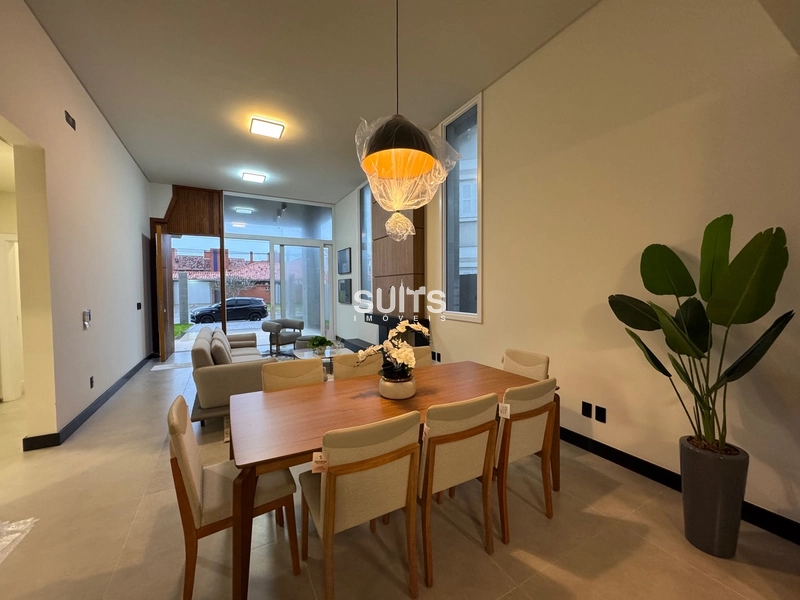 Excelente casa à 01 quadra do mar no Centro de Xangri-Lá: 8ª foto da galeria de imagens do imóvel