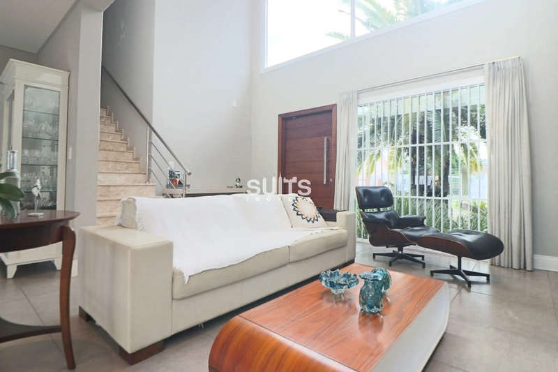 Excelente sobrado à poucos metros do mar no centro de Xangri-Lá: 4ª foto da galeria de imagens do imóvel