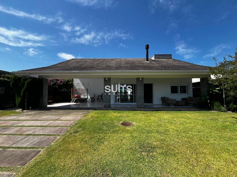 Excelente casa térrea à venda no condomínio Quintas do Lago: 1ª foto da galeria de imagens do imóvel