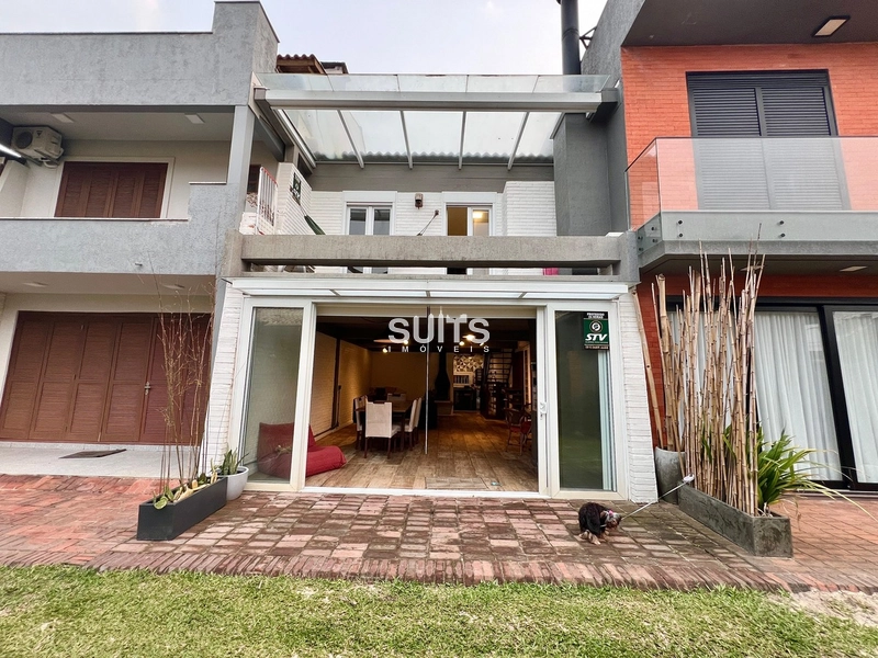 Excelente sobrado próximo ao mar: 20ª foto da galeria de imagens do imóvel