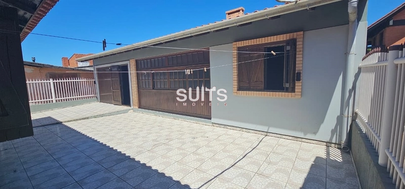 Linda casa próxima ao mar na praia de Rainha do Mar em Xangri-Lá: 2ª foto da galeria de imagens do imóvel