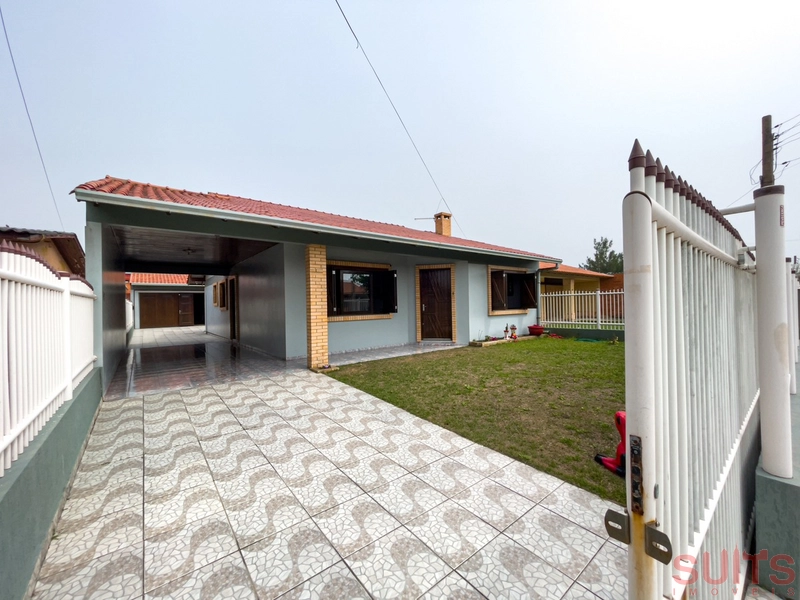 Linda casa próxima ao mar na praia de Rainha do Mar em Xangri-Lá: 1ª foto da galeria de imagens do imóvel