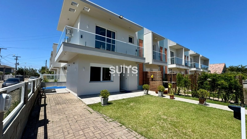 Excelente duplex à poucos metros mar no centro de Xangri-lá.: 1ª foto da galeria de imagens do imóvel