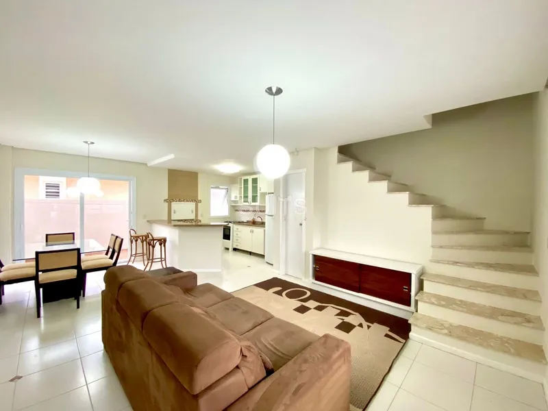 Excelente duplex à venda no Centro da praia de Xangri-Lá: 1ª foto da galeria de imagens do imóvel